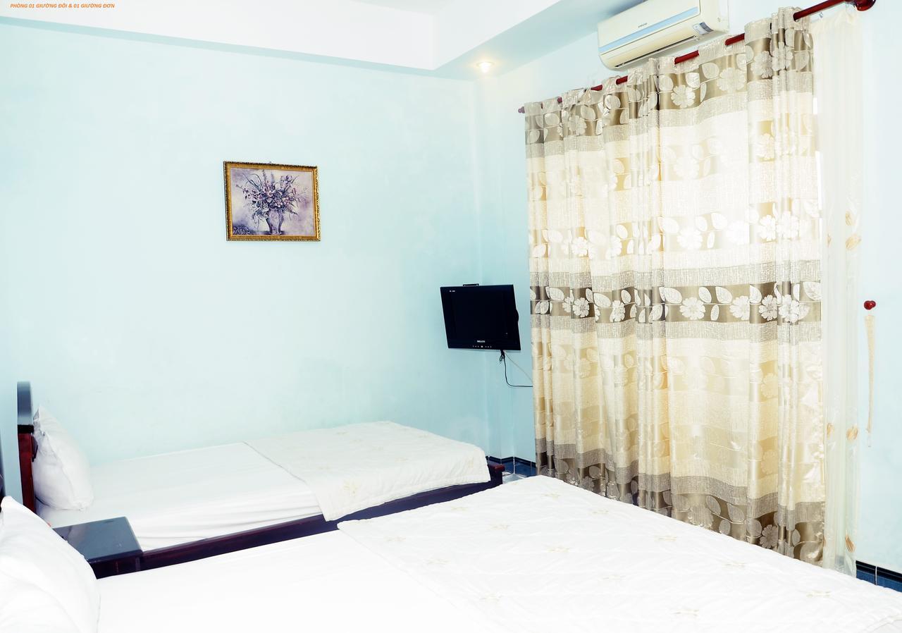 Thy Hung Hotel Туй Хоа Екстериор снимка
