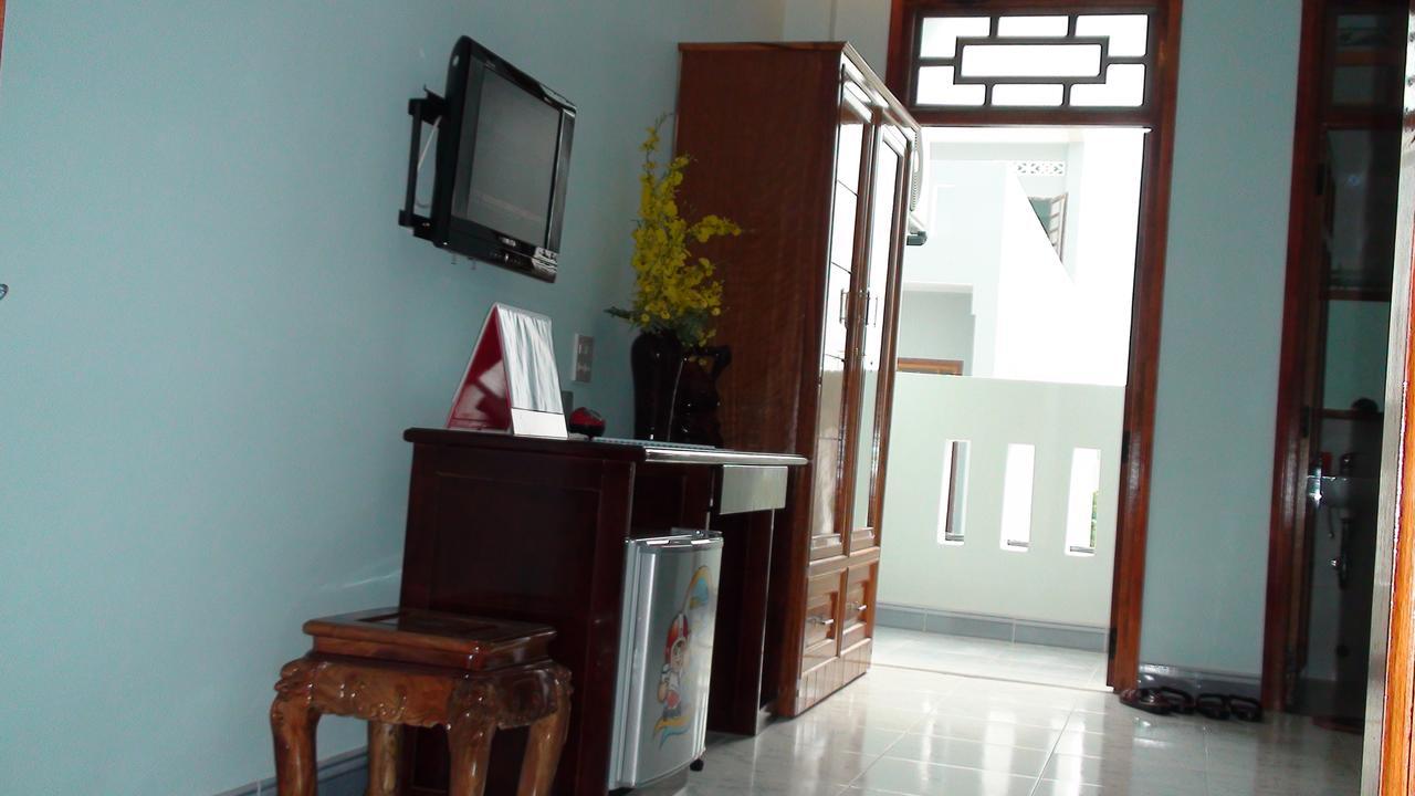 Thy Hung Hotel Туй Хоа Екстериор снимка
