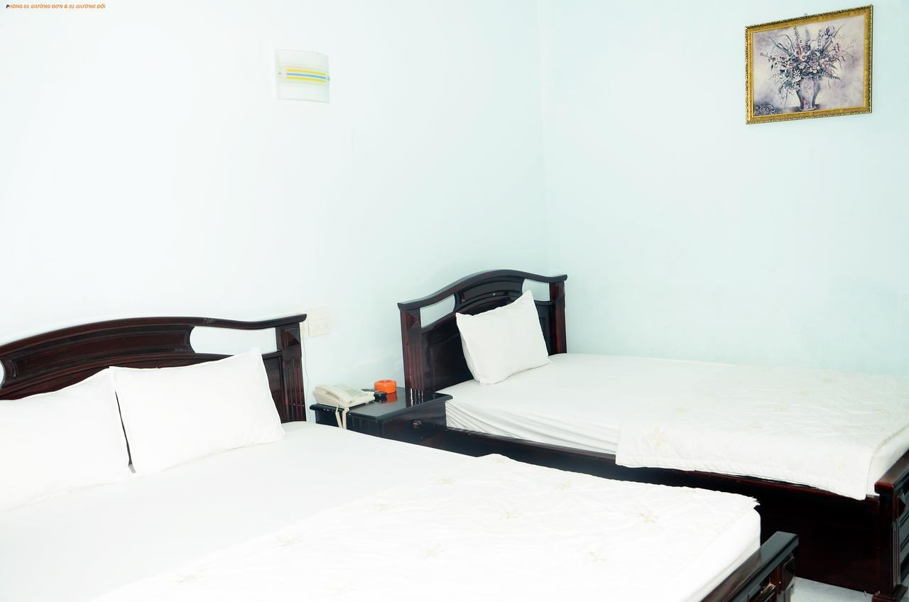 Thy Hung Hotel Туй Хоа Екстериор снимка